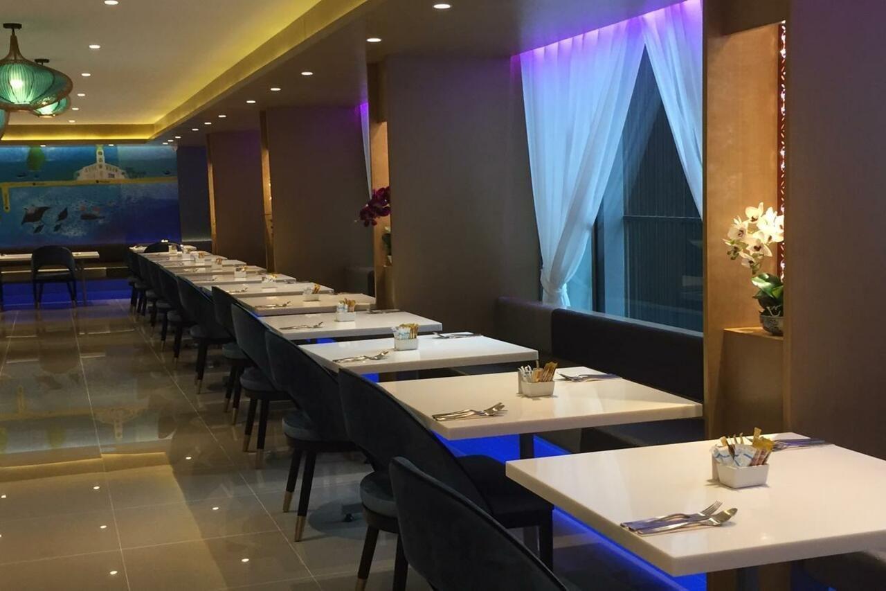 Bizotel Premier Hotel & Residence Банкок Екстериор снимка