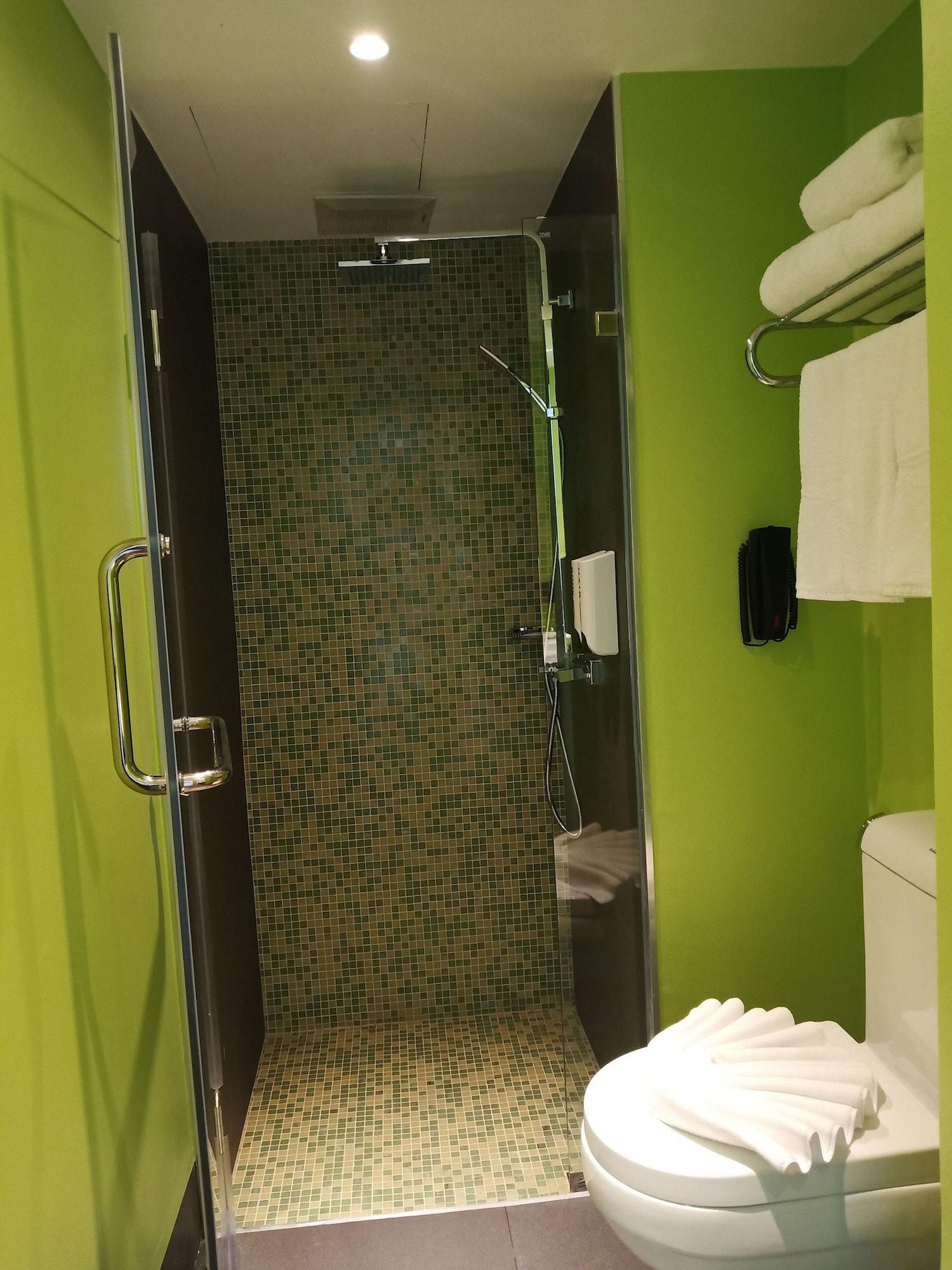 Bizotel Premier Hotel & Residence Банкок Екстериор снимка