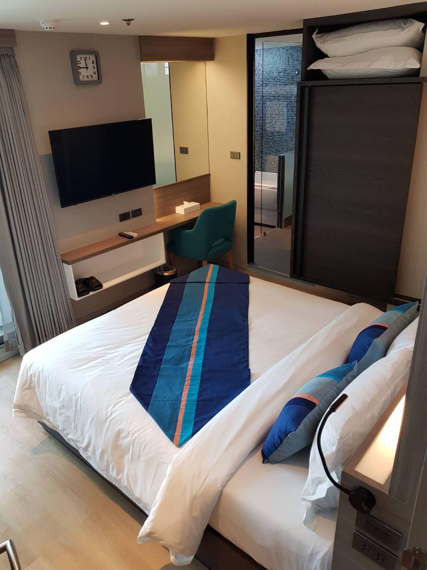 Bizotel Premier Hotel & Residence Банкок Екстериор снимка