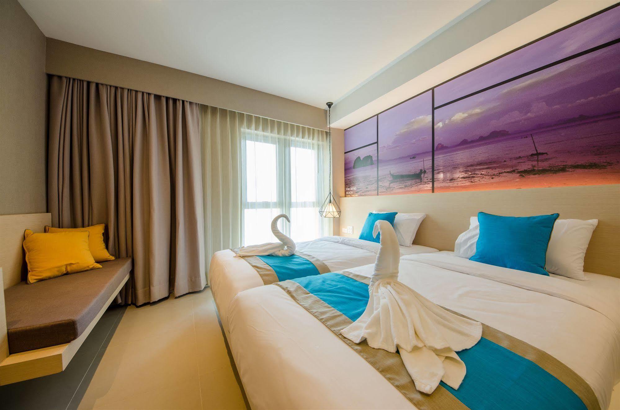 Bizotel Premier Hotel & Residence Банкок Екстериор снимка