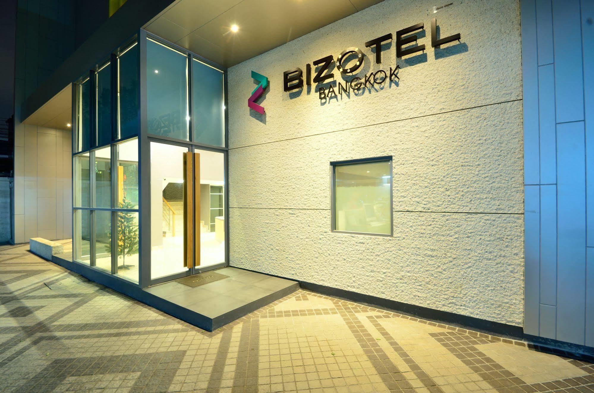 Bizotel Premier Hotel & Residence Банкок Екстериор снимка
